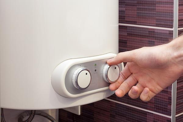 Installation de chauffe-eau thermodynamique 